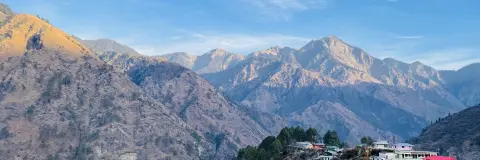 How to Reach Kedarkantha: Sankri Is 200 km from Dehradun