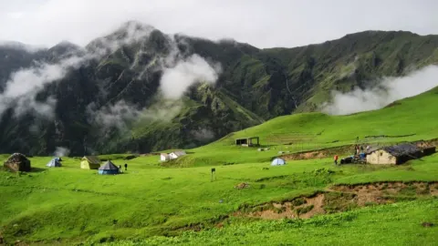 Dayara Bugyal Trek — photo 1 from a Trekkaro batch